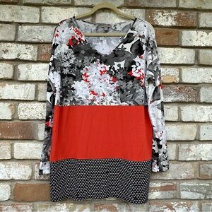 J Jill Wearever Floral and Geometric Print Women's Top Tunic